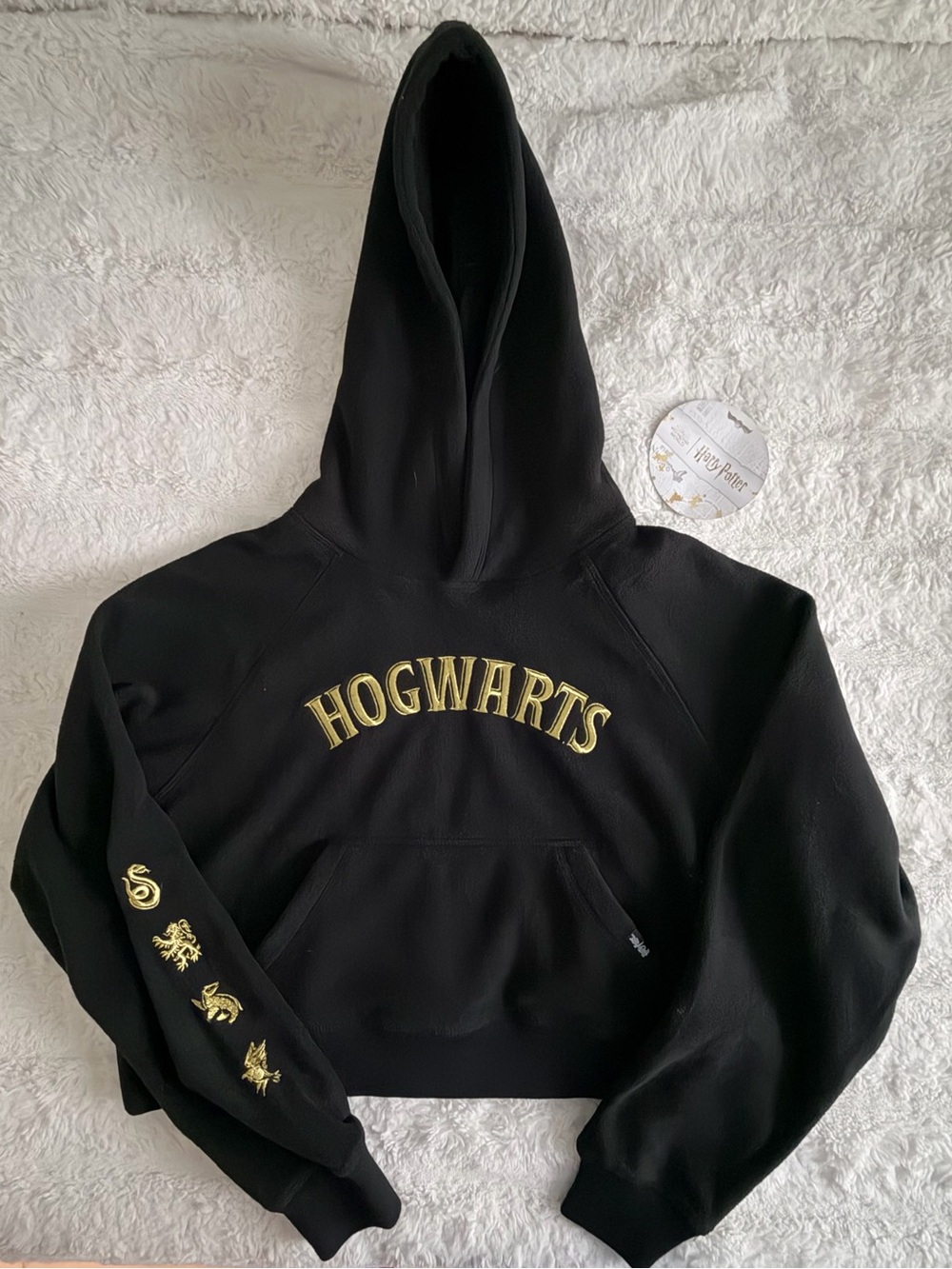 Harry Potter Hogwarts Black Cropped Pullover Hoodie – New Without Tags